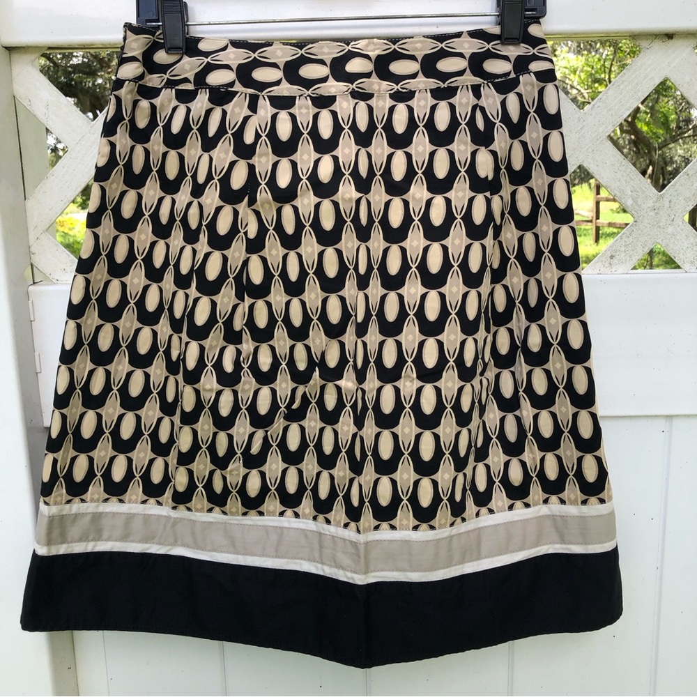 Ann Taylor Petites Midi Skirt Size 10P Black Beige Oval Geometric Pattern